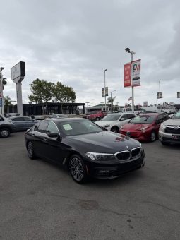
										2018 BMW 5 series 530e iPerformance Sedan 4D full									