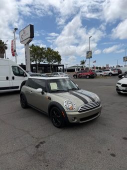 
										2010 MINI cooper full									