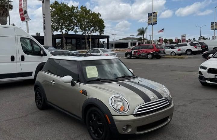 
								2010 MINI cooper full									