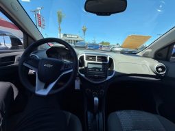 
										2017 Chevrolet sonic full									