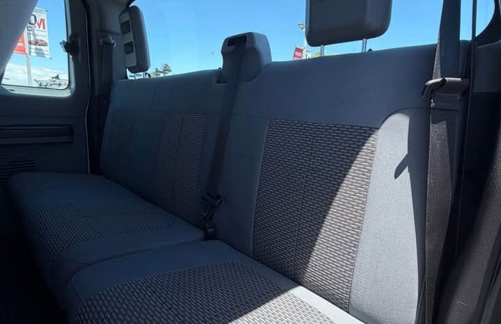 
								2013 Ford f250 super duty super cab full									