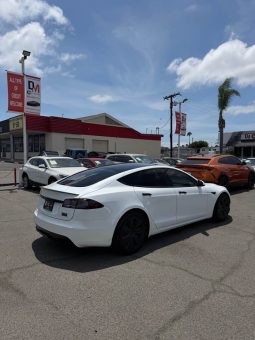 
										2023 Tesla model s Plaid Sedan 4D full									