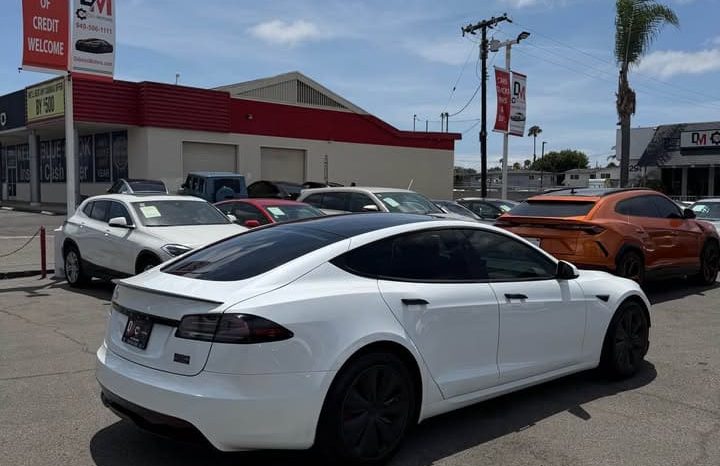 
								2023 Tesla model s Plaid Sedan 4D full									