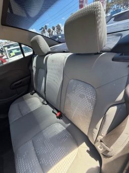 
										2017 Chevrolet sonic full									