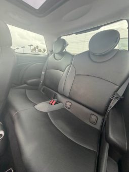 
										2010 MINI cooper full									