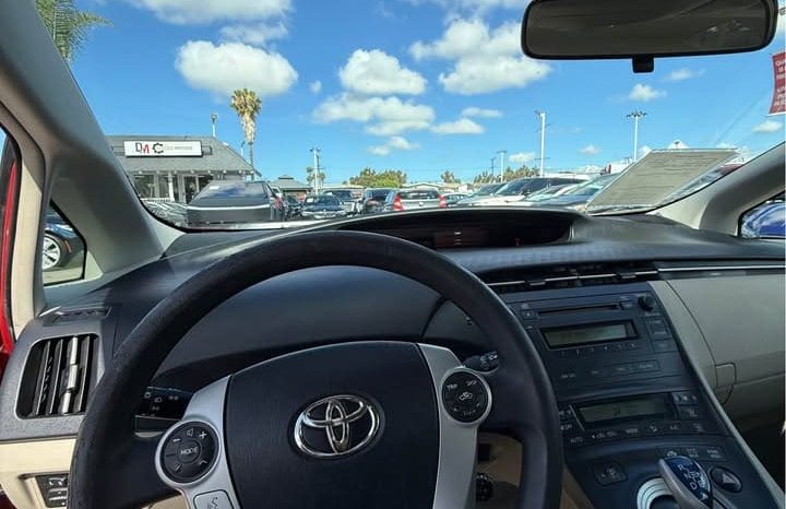 
								2010 Toyota prius full									