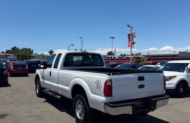 
								2013 Ford f250 super duty super cab full									