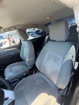 
										2017 Chevrolet sonic full									