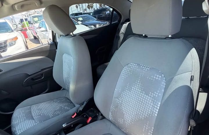 
								2017 Chevrolet sonic full									