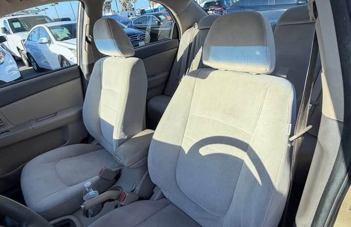 
								2009 Kia spectra full									