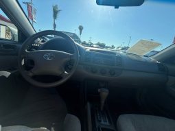 
										2004 Toyota camry full									