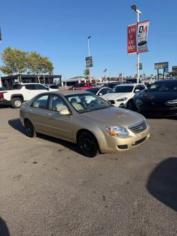 
										2009 Kia spectra full									