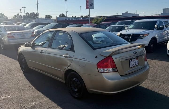 
								2009 Kia spectra full									