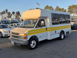
										2001 Chevrolet express 3500 passenger full									