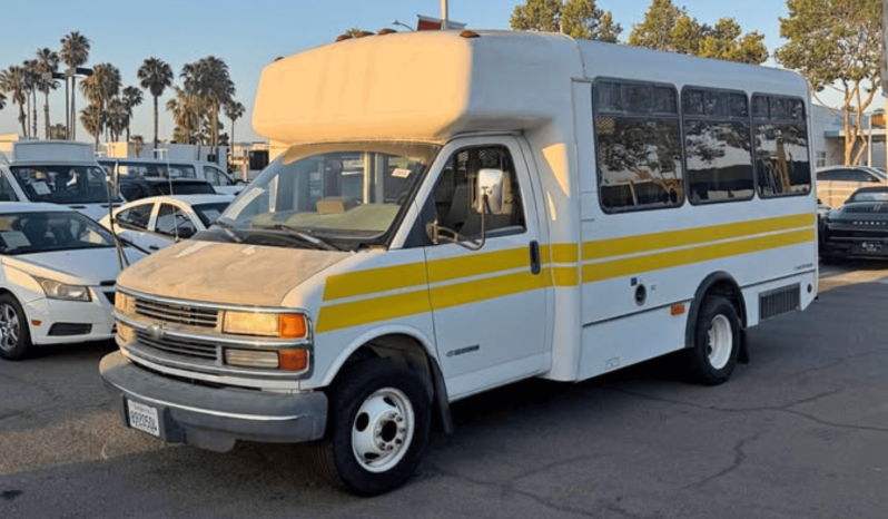 
								2001 Chevrolet express 3500 passenger full									