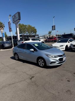 
										2017 Chevrolet cruze full									