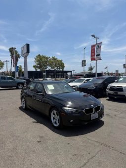 
										2015 BMW 3 series 320i Sedan 4D full									