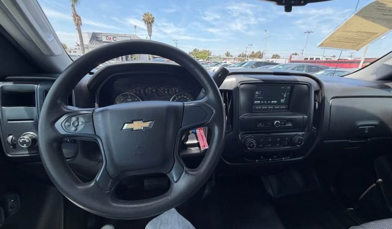 
								2017 Chevrolet silverado 2500 full									