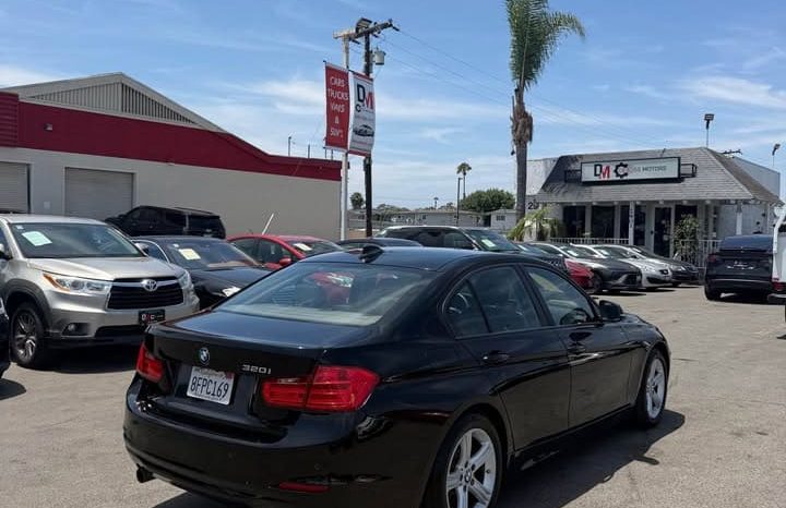 
								2015 BMW 3 series 320i Sedan 4D full									