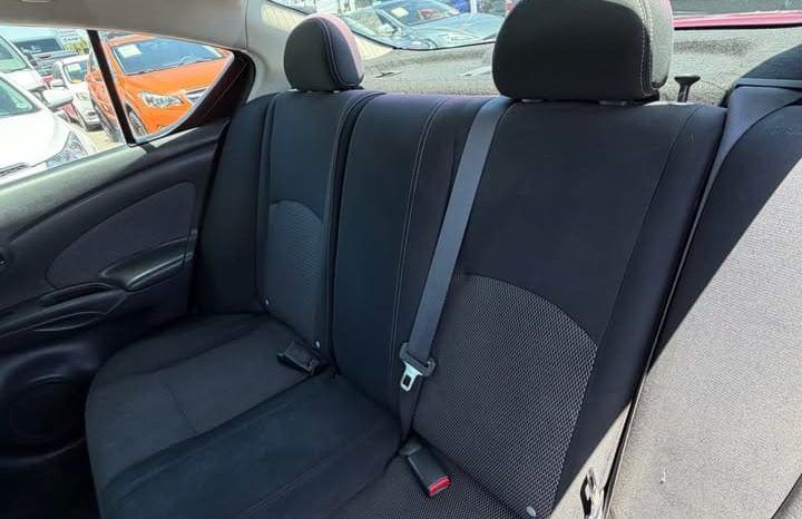 
								2014 Nissan versa full									