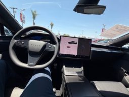
										2025 Tesla model s Plaid Sedan 4D full									