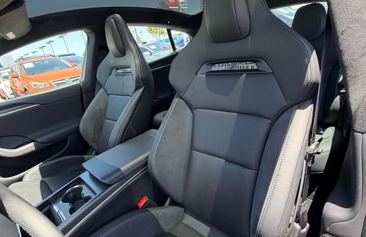 
								2025 Tesla model s Plaid Sedan 4D full									