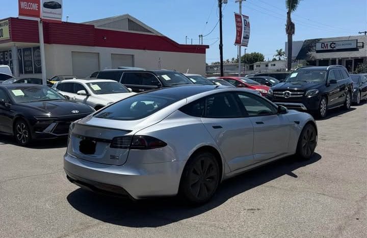 
								2025 Tesla model s Plaid Sedan 4D full									