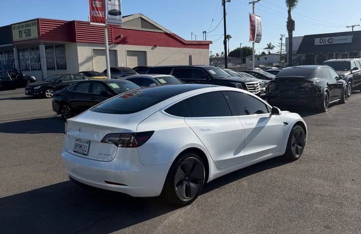 
								2020 Tesla model 3 Long Range Sedan 4D full									