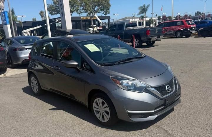 
								2018 Nissan versa note full									