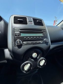 
										2014 Nissan versa full									