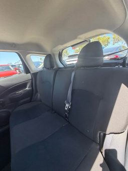 
										2018 Nissan versa note full									