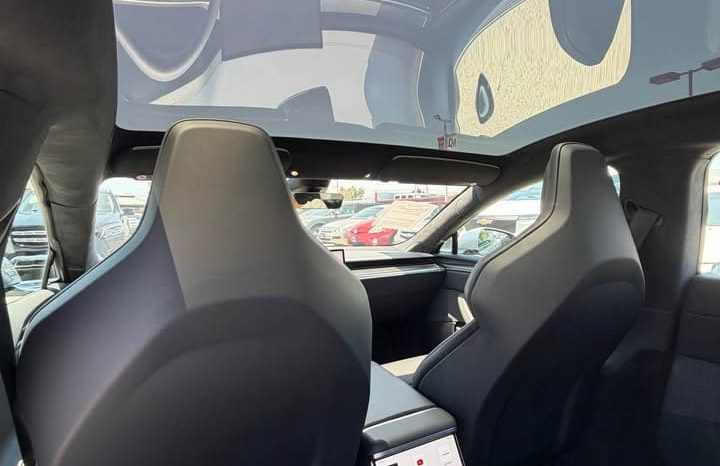 
								2025 Tesla model s Plaid Sedan 4D full									