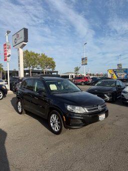 
										2015 Volkswagen tiguan full									