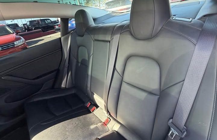 
								2020 Tesla model 3 Long Range Sedan 4D full									