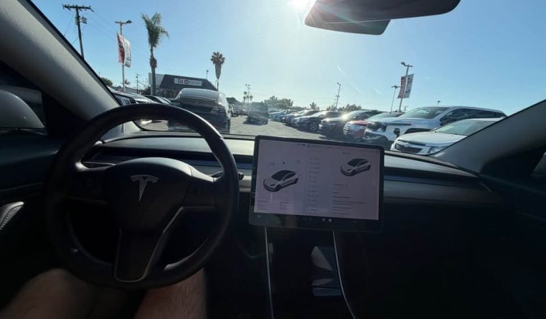 
								2020 Tesla model 3 Long Range Sedan 4D full									