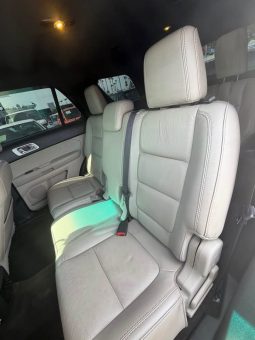 
										2015 Ford explorer full									