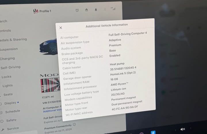 
								2025 Tesla model s Plaid Sedan 4D full									