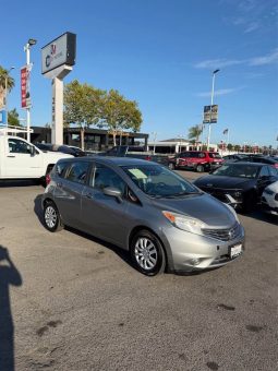 
										2015 Nissan versa note full									