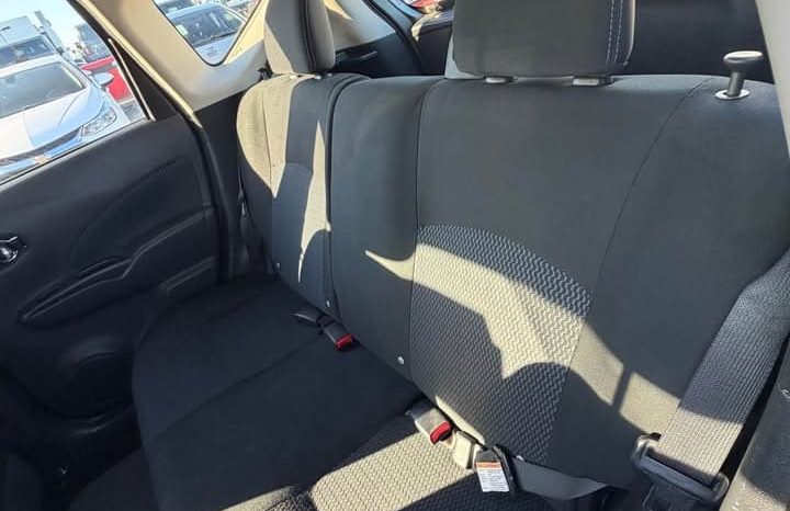 
								2015 Nissan versa note full									