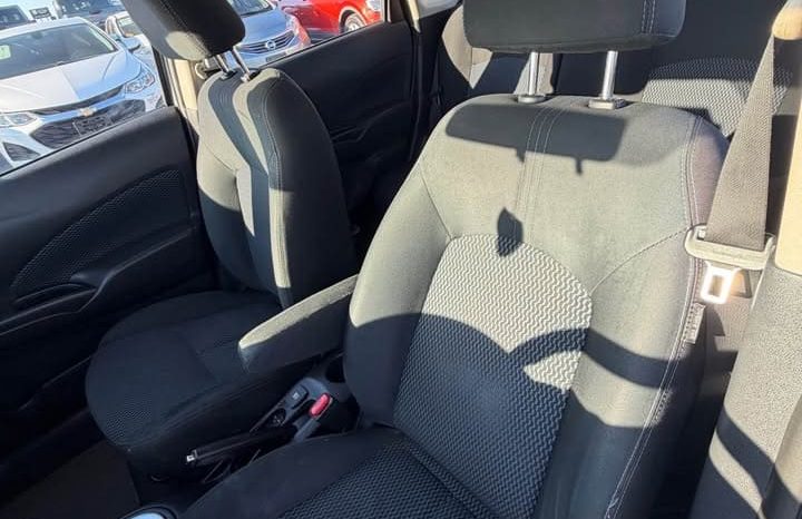 
								2015 Nissan versa note full									