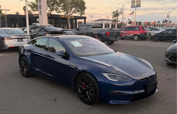 
								2025 Tesla model s Plaid Sedan 4D full									