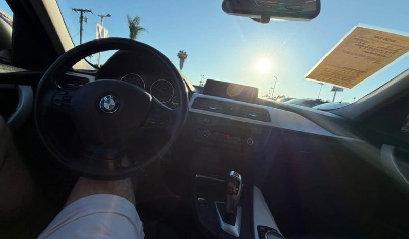 
								2014 BMW 3 series 320i xDrive Sedan 4D full									
