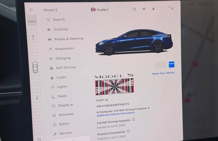 
								2025 Tesla model s Plaid Sedan 4D full									