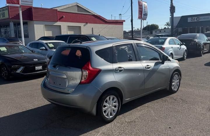 
								2015 Nissan versa note full									