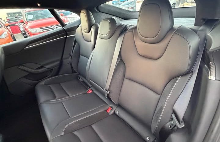 
								2025 Tesla model s Plaid Sedan 4D full									