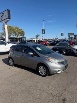 
										2015 Nissan versa note full									