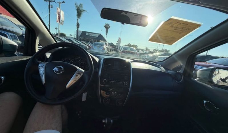 
								2015 Nissan versa note full									