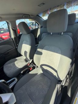 
										2017 Chevrolet sonic full									