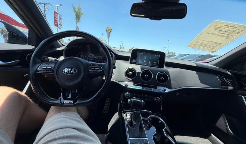 
								2021 Kia stinger GT-Line AWD full									