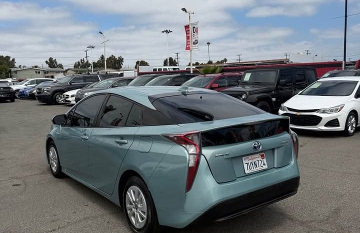 
								2016 Toyota prius full									